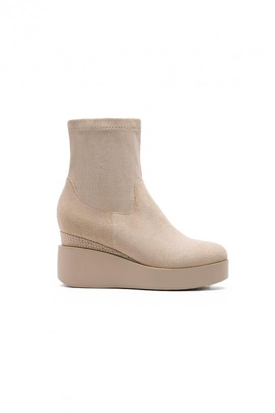 Kylie Beige boots