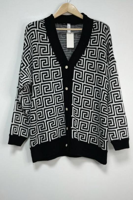 Pat Black and white cardigan