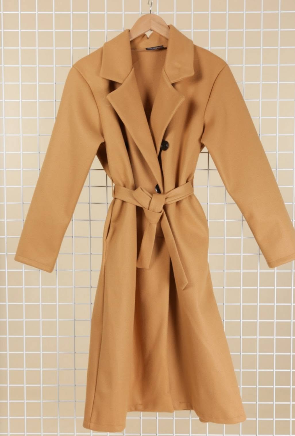 Sia Beige belted coat