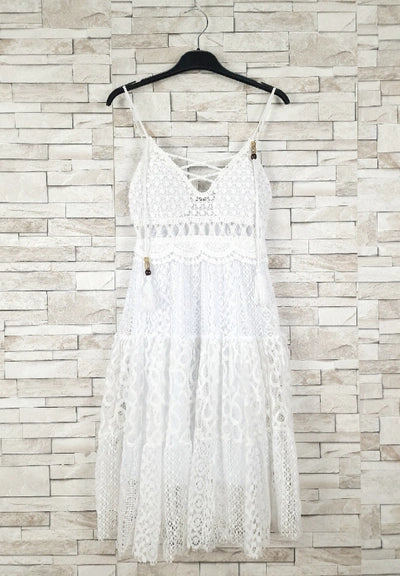 Monica lace dress