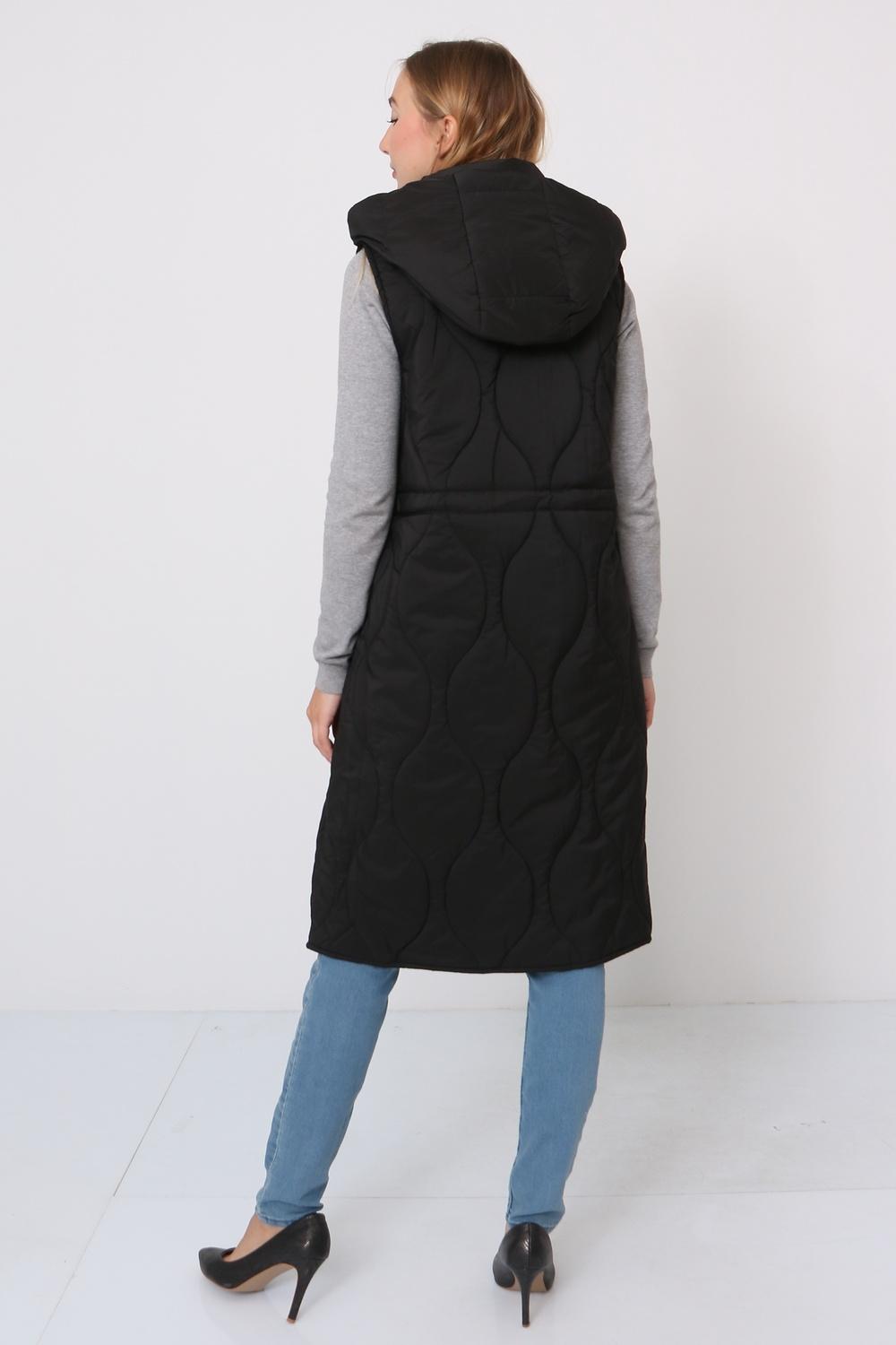 Black sleevless gilet