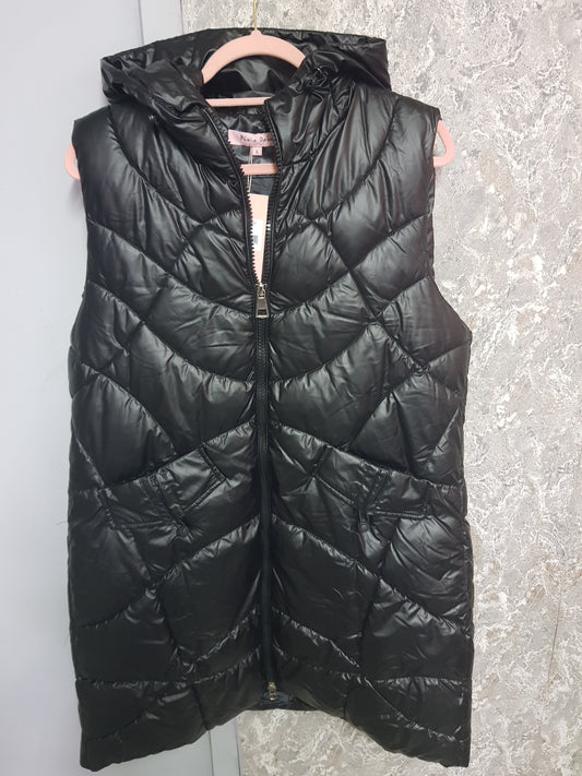 Tara black gilet