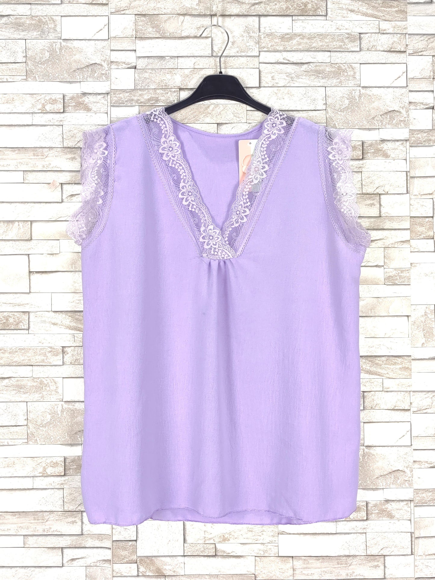 Camisoles, One size fits 12\18