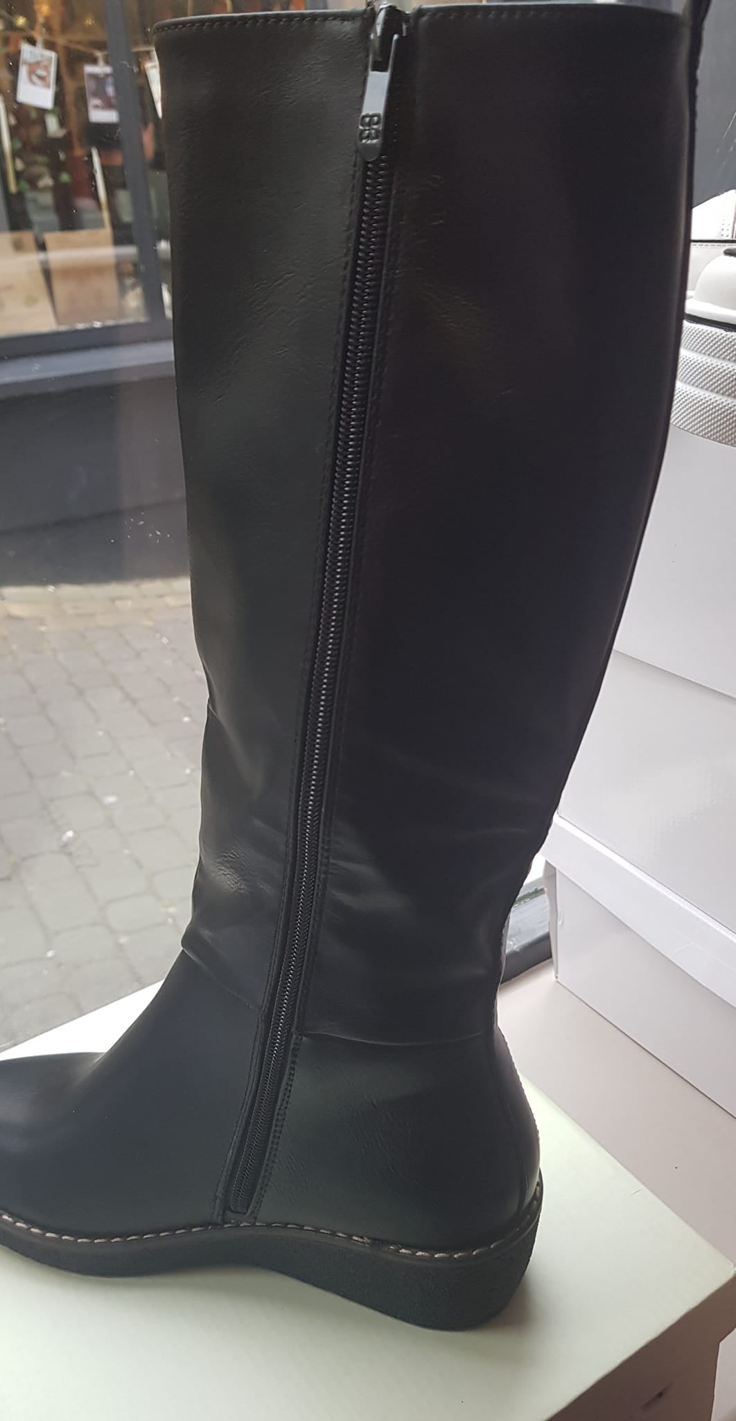 Black wedge boot